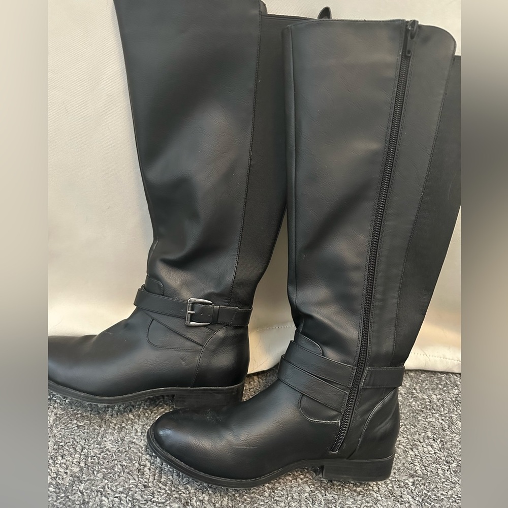 Black riding boots size 8.5